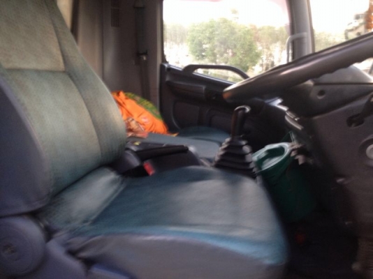 รถฮีโน่ 6 ล้อ รั่ว FC9J  150 แรงม้า  สนใจติดต่อ 081 - 6079515