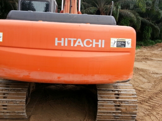 HITACHI EX200