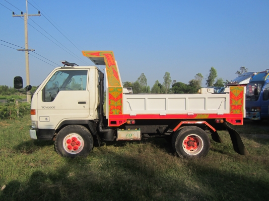 ขาย Toyota Dyna เครื่องยนต์ 13 B