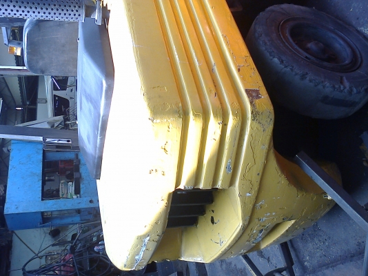 ขายรถยก 4ตัน280,000บาท(รถนอก)