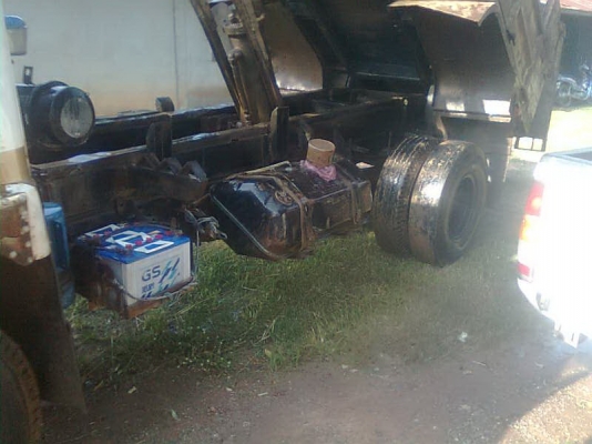 ขาย 6ล้อ HINO KM 117แรงม้า ดั้มสวยๆ จัดแน้นได้ 200000ครับ