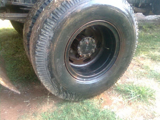 ขาย 6ล้อ HINO KM 117แรงม้า ดั้มสวยๆ จัดแน้นได้ 200000ครับ