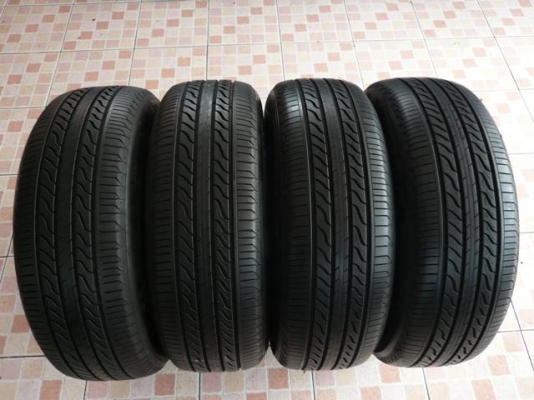 ขายยาง MICHELIN LC----215-60-16----ดอกงามๆ (1ชุด)