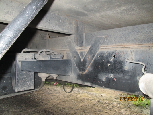 ISUZU-FTR-6BD1 ISUZU-FTR-6BD1