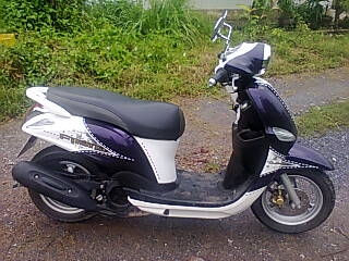 ยามาฮ่า ฟีลาโน่สีม่วง-ขาว ระบบหัวฉีด ป้ายแดง4000โล สวยจัดด