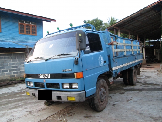 ขาย ISUZU 6 ล้อ  NPR  115 แรงม้า