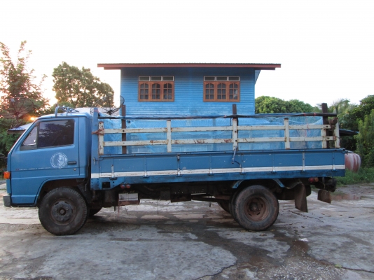 ขาย ISUZU 6 ล้อ  NPR  115 แรงม้า