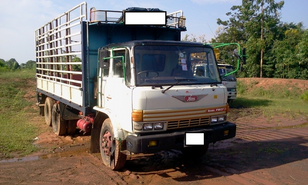 ขายรถสิบล้อ Hino (รถล่อง 1 เพลา)