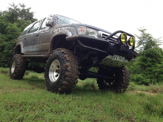 ขายtoyota sport rider วางคาน