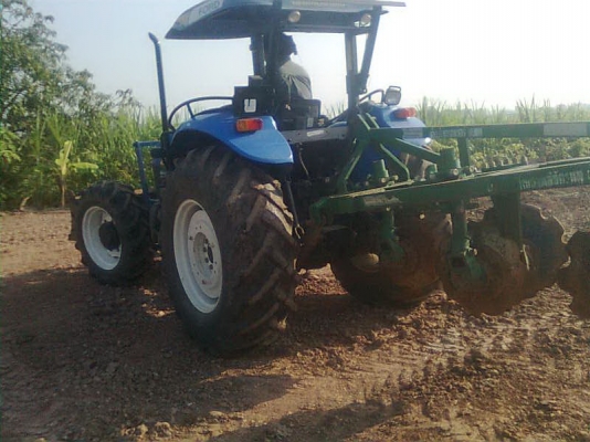 ขายTD95PLUS NEWHOLLAND สองเพลาครับ