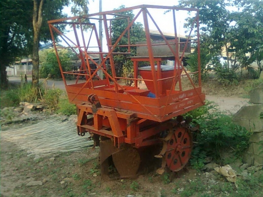 ขายTD95PLUS NEWHOLLAND สองเพลาครับ