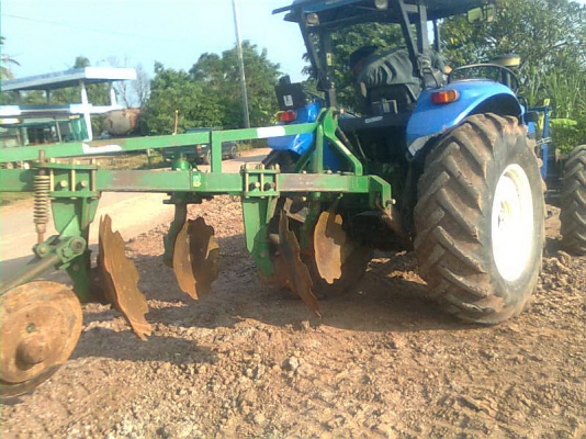ขายTD95PLUS NEWHOLLAND สองเพลาครับ