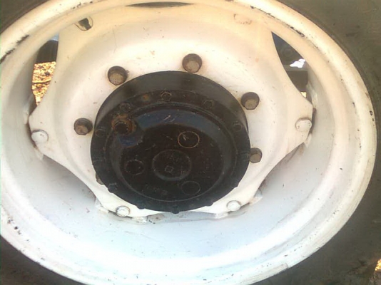 ขายTD95PLUS NEWHOLLAND สองเพลาครับ