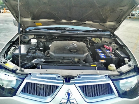 MITSUBISHI TRITON 3.2 GLS DOUBLECAB 4WD รถสวย ไม่มีชน