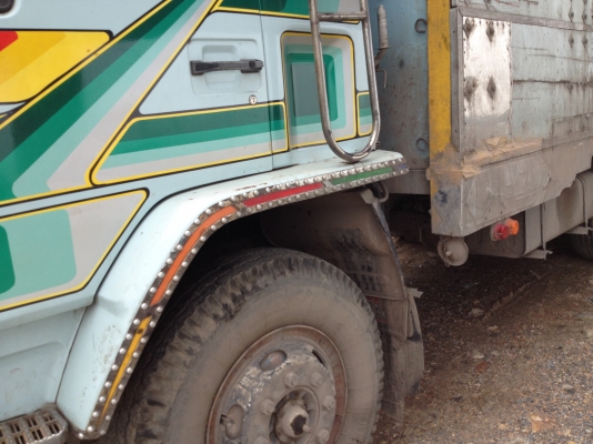 ขาย10ล้อ 1 เพลา ISUZU Rocky 195 แรง 6HE1-I รถร่อง ยาว7เมตร รถในไทย สวยเดิมๆ กระบะไม้คอกสูง