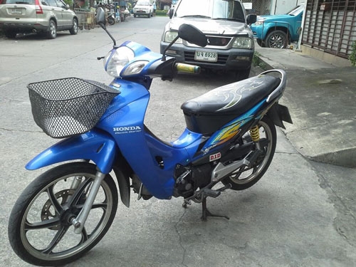 wave 125 s ปี 46 ล้อแม็ก สีน้ำเงิน เครื่องเดิมแน่น ชุดสีสวย เอกสารชุดโอนครบ(รถป้ายเหลือง) wave 125 s ปี 46 ล้อแม็ก สีน้ำเงิน เครื่องเดิมแน่น ชุดสีสวย เอกสารชุดโอนครบ(รถป้ายเหลือง)