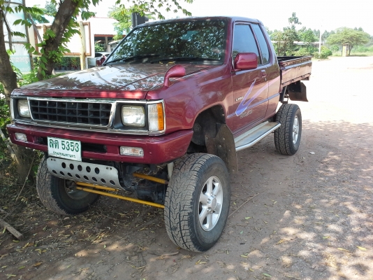 กระบะคานแข็ง4x4