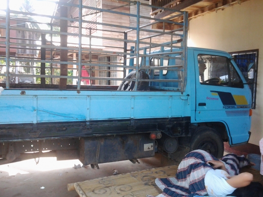 รถหกล้อNKR110แท้ปี2531ราคาถูก รถหกล้อNKR110แท้ปี2531ราคาถูก