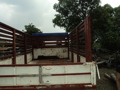 ขายรถอีแต๋นหกล้อ บรรทุก8-9ตันได้ เครื่องนิสสัน 100 แรง ช่วงล่างอีสุ85