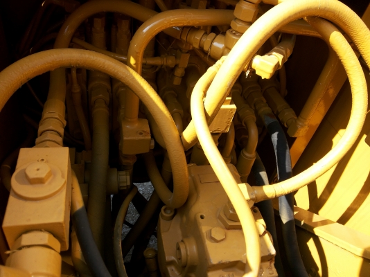 ขายรถขุดCATE70B รถนอก ตามสภาพ มีลายหัวกระแทก ขายรถขุดCATE70B รถนอก ตามสภาพ มีลายหัวกระแทก