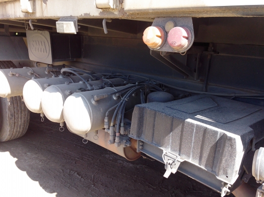 ขายดาวน์รถ 22 ล้อพ่วงแม่-ลูกดัมพ์ ISUZU DECA 360 ปี 2553 ลูกพ่วง 3 คานแท้ดัมพ์กระบะสามมิตรลอนเฉียง รถวิ่งไป 120000 กิโลเมตร ขายดาวน์ 1500000 ผ่อนต่อ 67038 X 27 = 1810026 ราคารวม 3310026