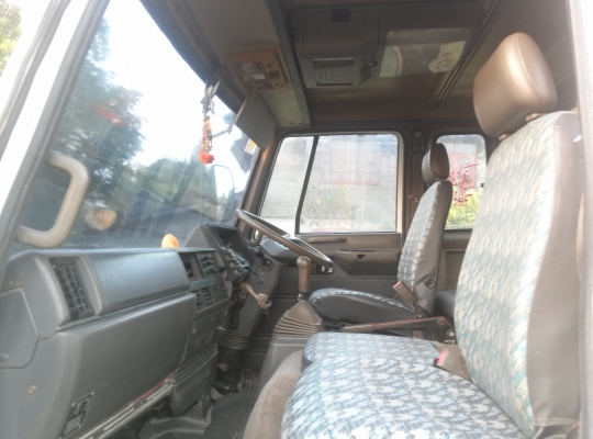 ขาย อีซูซุร็อคกี้ 195 ขาย อีซูซุร็อคกี้ 195