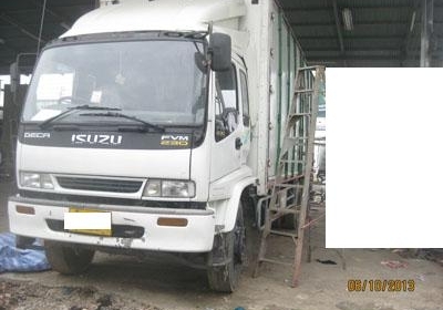 ขายสิบล้อ Isuzu FVM 230 Uro2 ปี47 ตู้สิบบานยาว 7.5 เมตร โทร 088-4501277 ขายสิบล้อ Isuzu FVM 230 Uro2 ปี47 ตู้สิบบานยาว 7.5 เมตร โทร 088-4501277