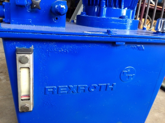 ขายปั้มน้ำมันไฮโดรลิค Rexroth ขนาดมอเตอร์ 5 HP. Made in Germany สภาพสวย วิ่งนิ่ม สนใจโทร. 082-561-8028 / 085-177-2887 lineID: mananon1919