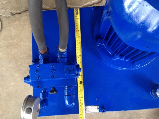 ขายปั้มน้ำมันไฮโดรลิค Rexroth ขนาดมอเตอร์ 5 HP. Made in Germany สภาพสวย วิ่งนิ่ม สนใจโทร. 082-561-8028 / 085-177-2887 lineID: mananon1919