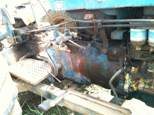 ขายรถฟอร์ด 5000 ใบมีด กับผานพรวน ขายรถฟอร์ด 5000 ใบมีด กับผานพรวน