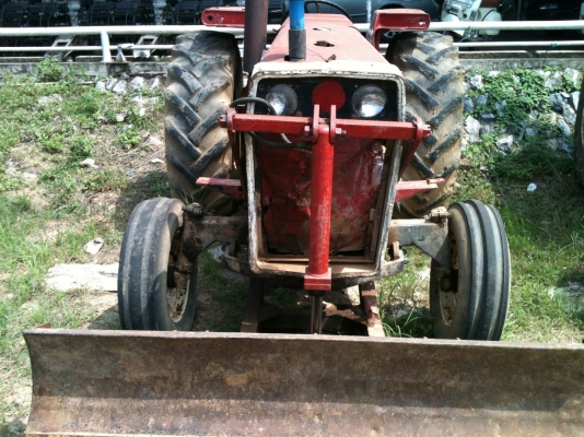 ขายรถแมสซี่ 275 ใบมีดกับผานพรวน