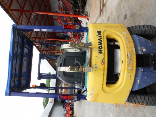 ขายถูก รถยกโฟล์คลิฟ 1 ตัน โคมัสสุนอก