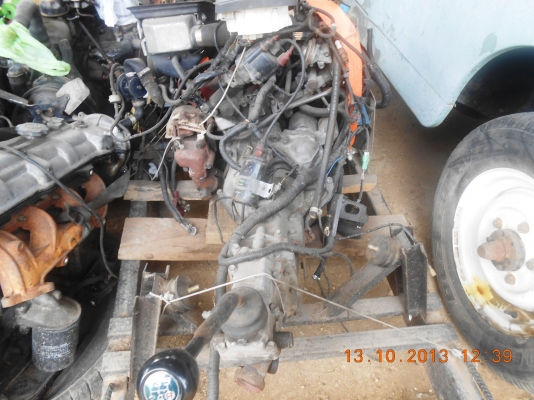 ขายเครื่องพร้อมเกียร์ Suzuki Jimny 550cc.หรือแลกกันอะไรก็ได้ตามตกลง ขายเครื่องพร้อมเกียร์ Suzuki Jimny 550cc.หรือแลกกันอะไรก็ได้ตามตกลง