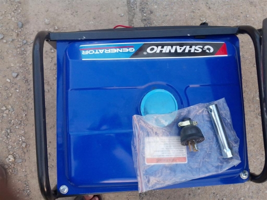 น้ำท่วมไฟดับ จะอยู่ยังไงครับ เครื่องปั่นไฟ 7,900 บาท แสงสว่าง พัดลม หุงข้าว