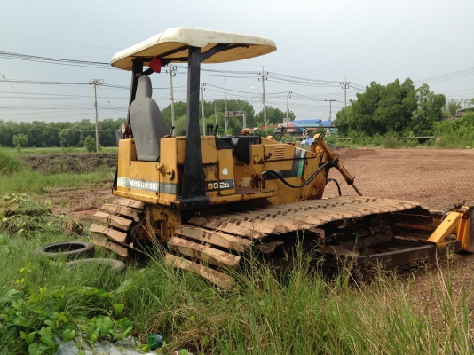 ขายรถแทรกเตอร์ BD 2 g ขายรถแทรกเตอร์ BD 2 g