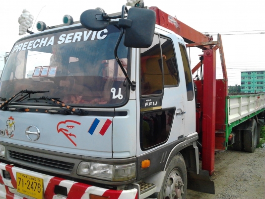 ขายรถ6ล้อ ติดเครน 5ตัน 5ปลอก