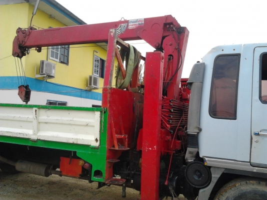 ขายรถ6ล้อ ติดเครน 5ตัน 5ปลอก