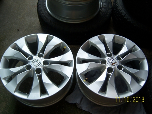 แม็ก C R V ขอบ 17 สวยๆ