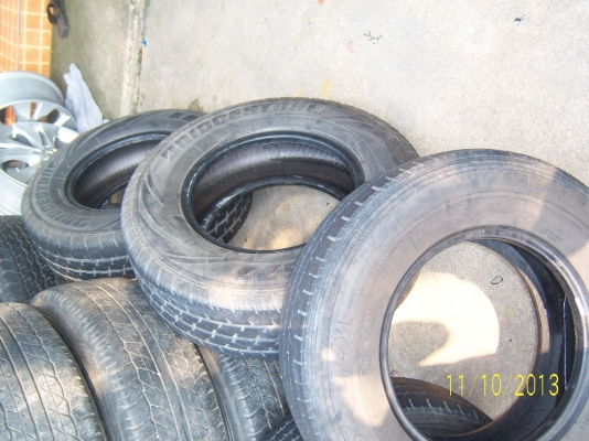 ยางขอบ 14 กระบะ  195R14  ปี 11  4เส้น