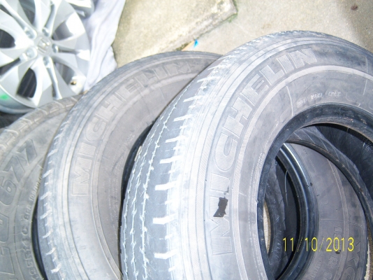 ยางขอบ 14 กระบะ  195R14  ปี 11  4เส้น