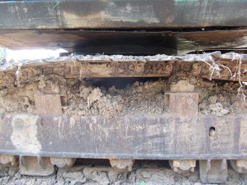 komutsu pc200 รุ่น3 หัวเก๋งsamsung(ปั้มไฮดรอลิคนิ้วเสีย ที่เหลือสมบูรณ์หมด)