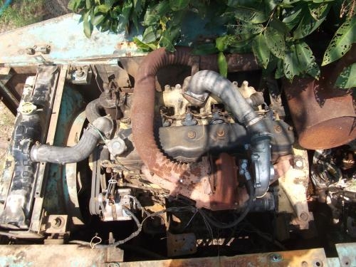 komutsu pc200 รุ่น3 หัวเก๋งsamsung(ปั้มไฮดรอลิคนิ้วเสีย ที่เหลือสมบูรณ์หมด)