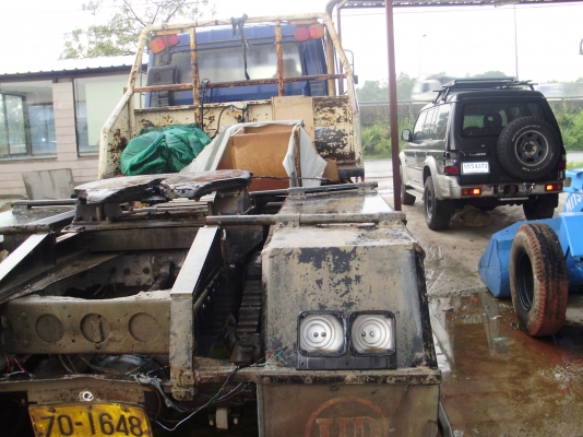 รถบรรทุกหัวลาก....