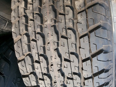 ขายแม็กIsuzu D-MAX V-Cross(ป้ายแดง) พร้อมยาง255/65/17 ปี 13 BRIDGESTONE 1 ชุด