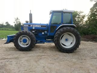 ขายด่วนรถไถ Ford 2เพลา พร้อมลูกพ่วงลากอ้อย เเละยางใหม่ ผานหน้าหลัง