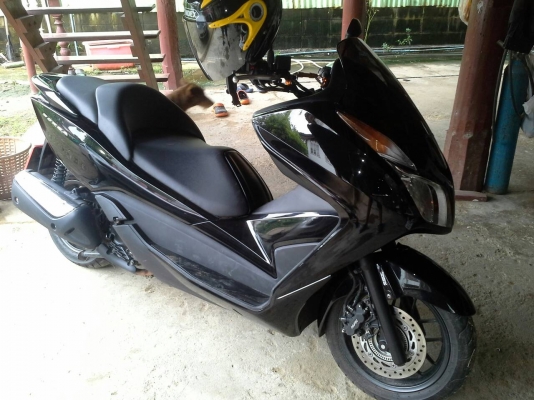 ขายฮอนด้าฟอร์ซ่า 300cc   132000 บาทรถใช้เเค่ 5เดือน พันกว่าโล T.0898826886