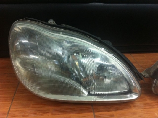 ไฟหน้า S500 VRS import auto part