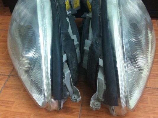 ไฟหน้า S500 VRS import auto part