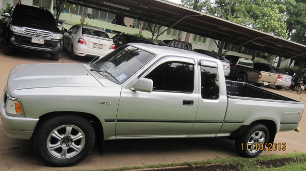 ขายรถกระบะไมตี้เอ็กปี1995 สีบร์อนเงินสวยๆเอกสารพร้อมโอน+ภาษีไม่ขาด+แอร์เย็นจัด+ชีดี+แม๊กไลเนอน์ใหม่+ล้อแม็กขอบ15 รถสภาพพร้อมใช้งานครับ... ขายที่165000บาท สนใจสอบถามได้ครับ080-1696651 รถยุจังหวัดอำนาจเจริญอยากให้มาลองขับดูครับเรื่องราคาคุยกันได้ครับ