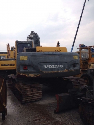 แบคโฮ VOLVO LC 210 ไฟฟ้าครบ เล่มทะเบียน